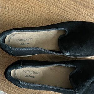 Clarks Women's Black Loafers size 5.5 never worn